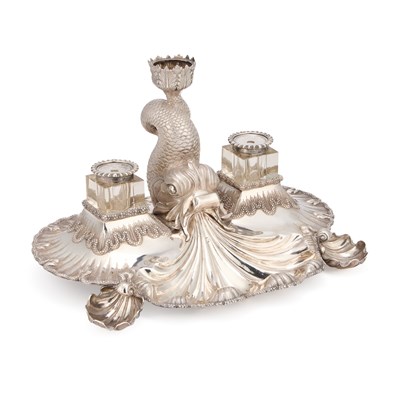 Lot 176 - A VERY LARGE AND UNUSUAL INDIAN COLONIAL SILVER INKSTAND