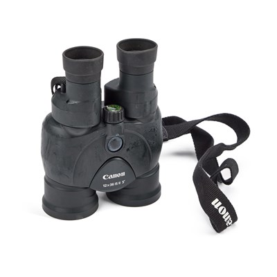 Lot 590 - A PAIR OF CANON 12X36 IS II IMAGE STABILIZER BINOCULARS