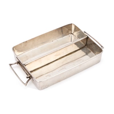 Lot 158 - AN EARLY 20TH CENTURY SILVER-PLATED KNIFE TRAY BY ASPREY