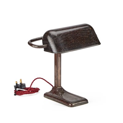 Lot 519 - A VINTAGE PATINATED METAL BANKER'S LAMP