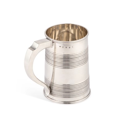 Lot 264 - AN OVERSIZED GEORGE III SCOTTISH SILVER MUG