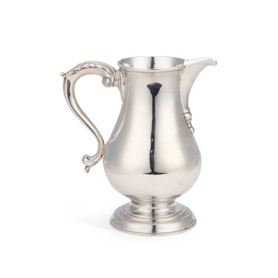 Lot 266 - A FINE GEORGE III SCOTTISH SILVER BEER JUG