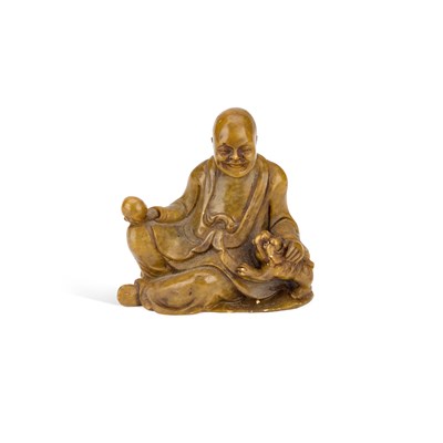 Lot 115 - A CHINESE SOAPSTONE FIGURE