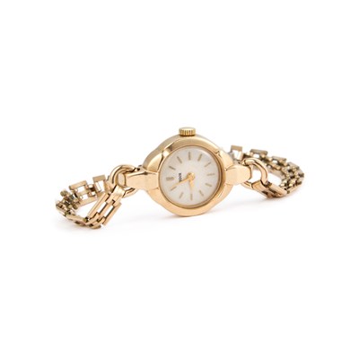 Lot 357 - A LADY'S TUDOR BRACELET WATCH