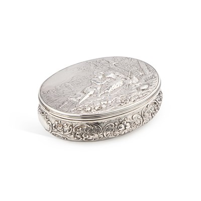 Lot 173 - A LATE 19TH CENTURY DUTCH SILVER TABLE BOX