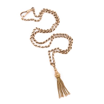 Lot 492 - A FANCY LINK BOX CHAIN WITH TASSLE PENDANT AND DOG CLIP