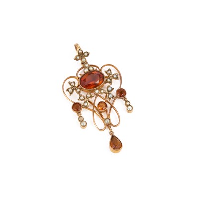 Lot 395 - AN EDWARDIAN CITRINE AND SEED PEARL PENDANT