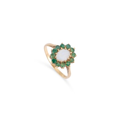 Lot 526 - A 9 CARAT GOLD OPAL AND EMERALD CLUSTER RING