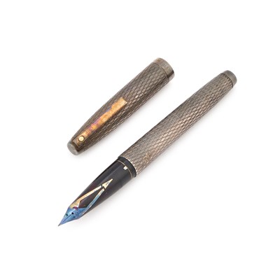 Lot 576 - A SHEAFFER IMPERIAL STERLING SILVER FOUNTAIN PEN