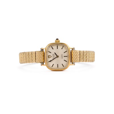 Lot 351 - A LADY'S GOLD PLATED TUDOR BRACELET WATCH