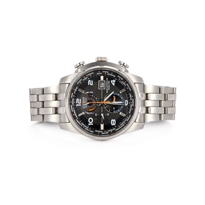 Lot 363 - A GENTS STEEL CITIZEN BRACELET WATCH