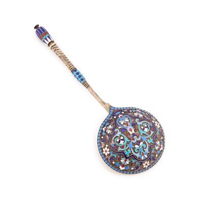 Lot 132 - A RUSSIAN SILVER AND ENAMEL SERVING SPOON