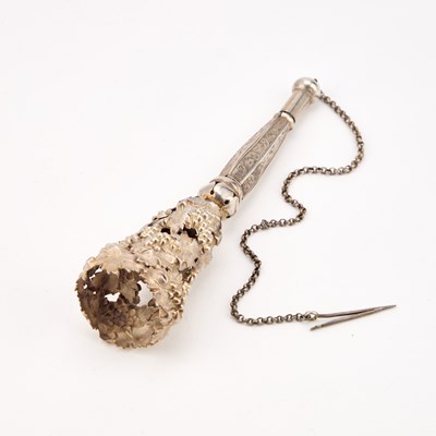 Lot 238 - A 19TH CENTURY CONTINENTAL SILVER POSY HOLDER
