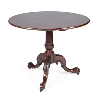 Lot 730 - A GEORGE III MAHOGANY TILT-TOP BREAKFAST TABLE