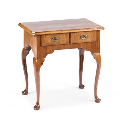 Lot 695 - AN EARLY 18TH CENTURY WALNUT LOWBOY