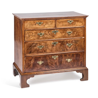 Lot 741 - A QUEEN ANNE WALNUT CHEST OF DRAWERS