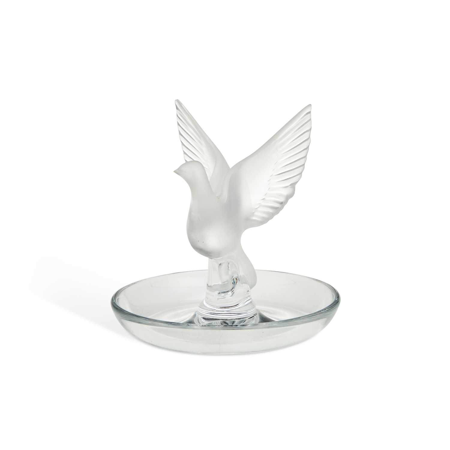 Lot 22 - A LALIQUE 'DOVE' CENDRIER