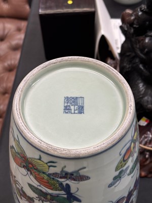 Lot 109 - A LARGE PAIR OF CHINESE PORCELAIN VASES