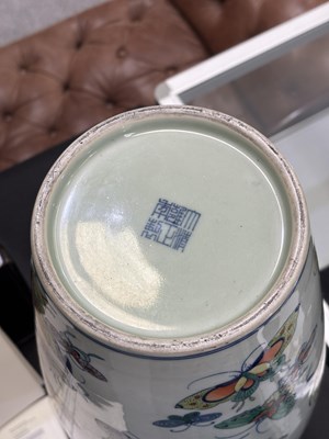 Lot 109 - A LARGE PAIR OF CHINESE PORCELAIN VASES