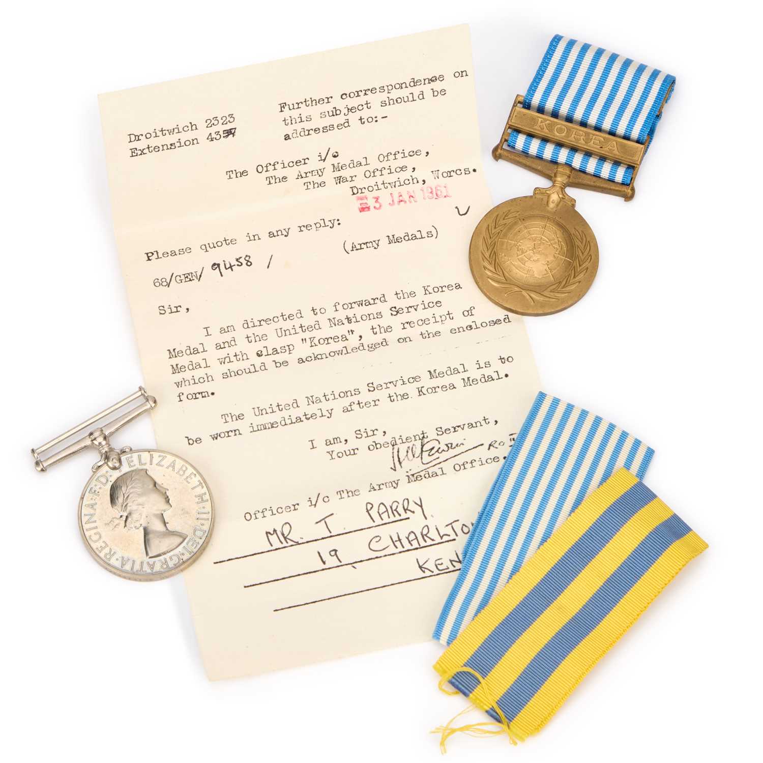 Lot 53 - AN ELIZABETH II KOREA MEDAL PAIR