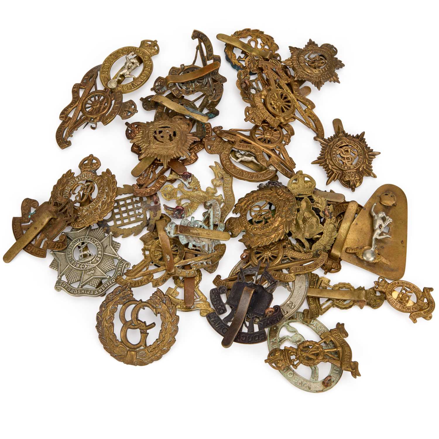 Lot 37 - A GROUP OF MILITARY CAP BADGES