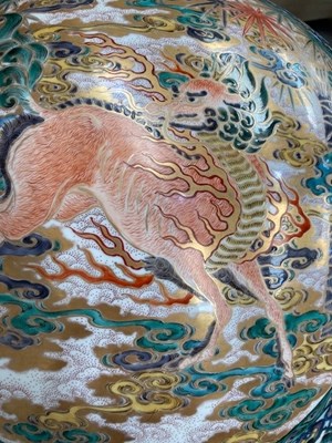 Lot 81 - A VERY LARGE JAPANESE ENAMEL DECORATED PORCELAIN VASE