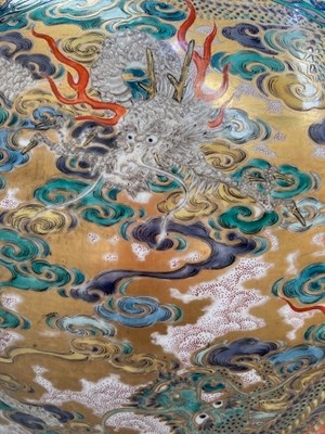 Lot 81 - A VERY LARGE JAPANESE ENAMEL DECORATED PORCELAIN VASE