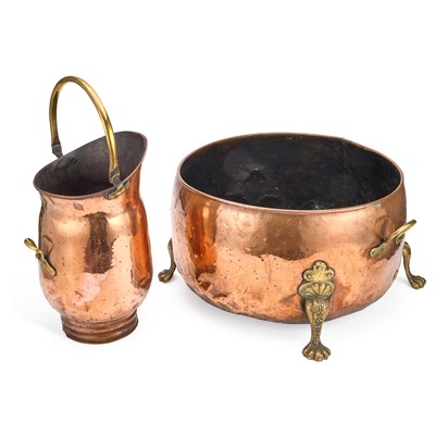 Lot 212 - A LARGE EDWARDIAN COPPER PLANTER