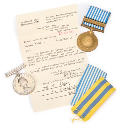Lot 25 - AN ELIZABETH II KOREA MEDAL PAIR