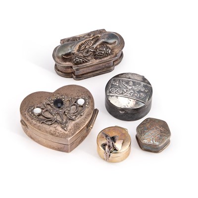 Lot 378 - A COLLECTION OF FIVE SILVER BOXES