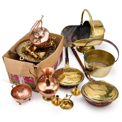 Lot 48 - A LARGE COLLECTION OF BRASS AND METAL WARES