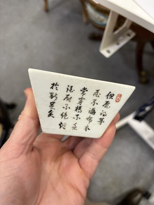 Lot 162 - A CHINESE PORCELAIN SQUARE CUP