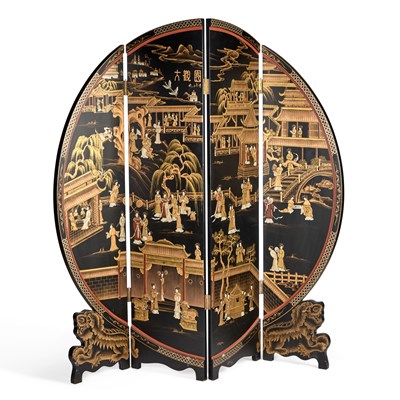 Lot 1077 - A 20TH CENTURY CHINOISERIE LACQUER FOUR-FOLD SCREEN