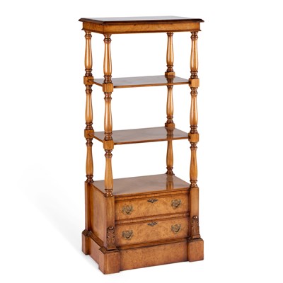 Lot 1088 - A GEORGIAN STYLE BURR WALNUT WHAT-NOT