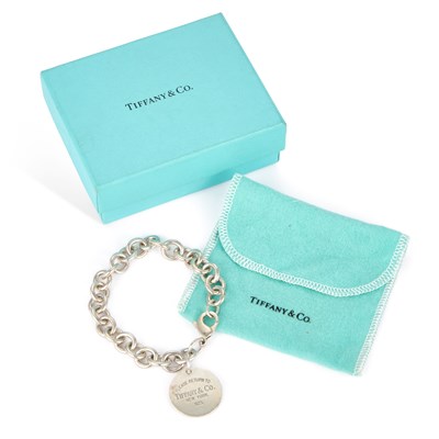 Lot 619 - TIFFANY & CO., A SILVER RETURN TO TIFFANY & CO. TAG BRACELET