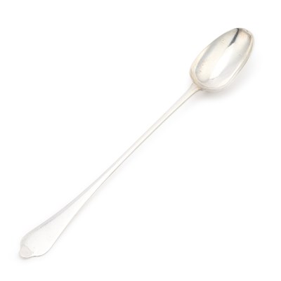 Lot 588 - A LARGE QUEEN ANNE SILVER BASTING SPOON