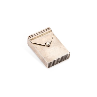 Lot 463 - A VICTORIAN SILVER NOVELTY VESTA CASE