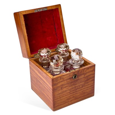 Lot 1126 - A 19TH CENTURY SATINWOOD DECANTER BOX