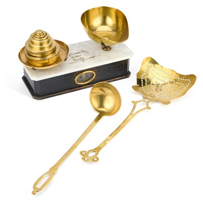Lot 341 - A SET OF VICTORIAN BRASS SCALES
