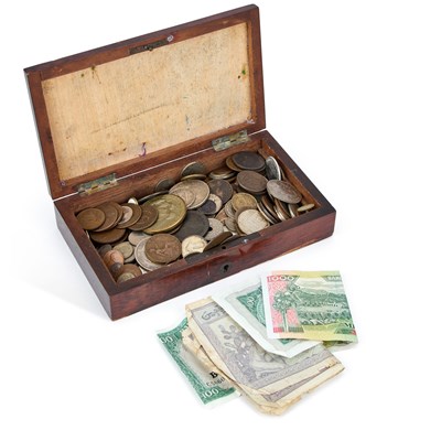 Lot 770 - A SMALL MAHOGANY BOX AND A COLLECTION OF COINS AND BANKNOTES