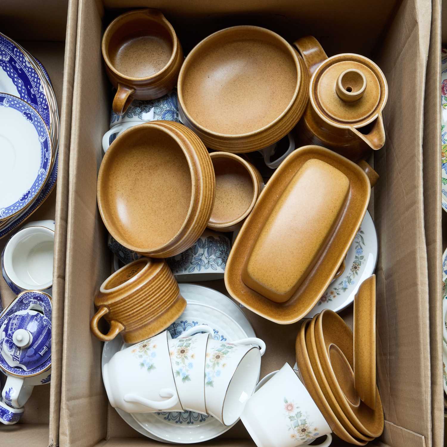Lot 133 - TWO BOXES OF CERAMICS