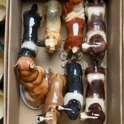 Lot 160 - TWO BOXES OF DOG AND OTHER ANIMAL MODELS