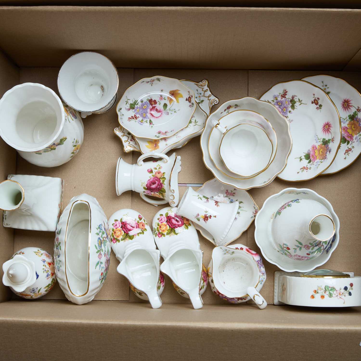 Lot 180 - A BOX OF ROYAL CROWN DERBY AND AYNSLEY
