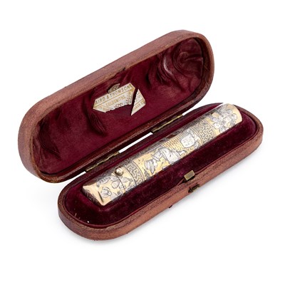Lot 497 - A VICTORIAN SILVER-GILT SCENT FLASK