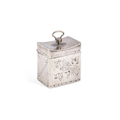Lot 77 - A 19TH CENTURY DUTCH SILVER PEPPERMINT BOX