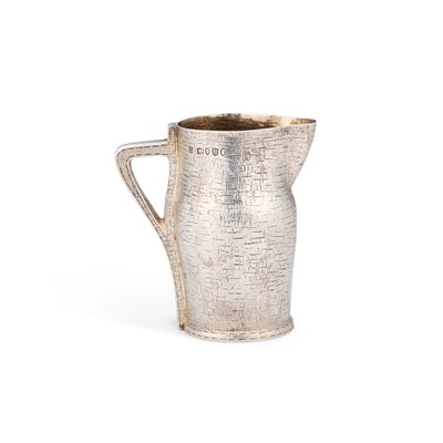 Lot 475 - A VICTORIAN SILVER CREAM JUG