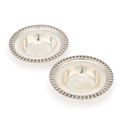 Lot 543 - A PAIR OF GEORGE III SILVER DISHES