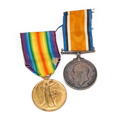 Lot 41 - A FIRST WORLD WAR MEDAL PAIR