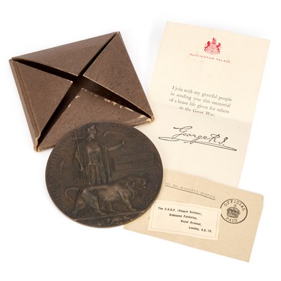 Lot 16 - A FIRST WORLD WAR DEATH PLAQUE