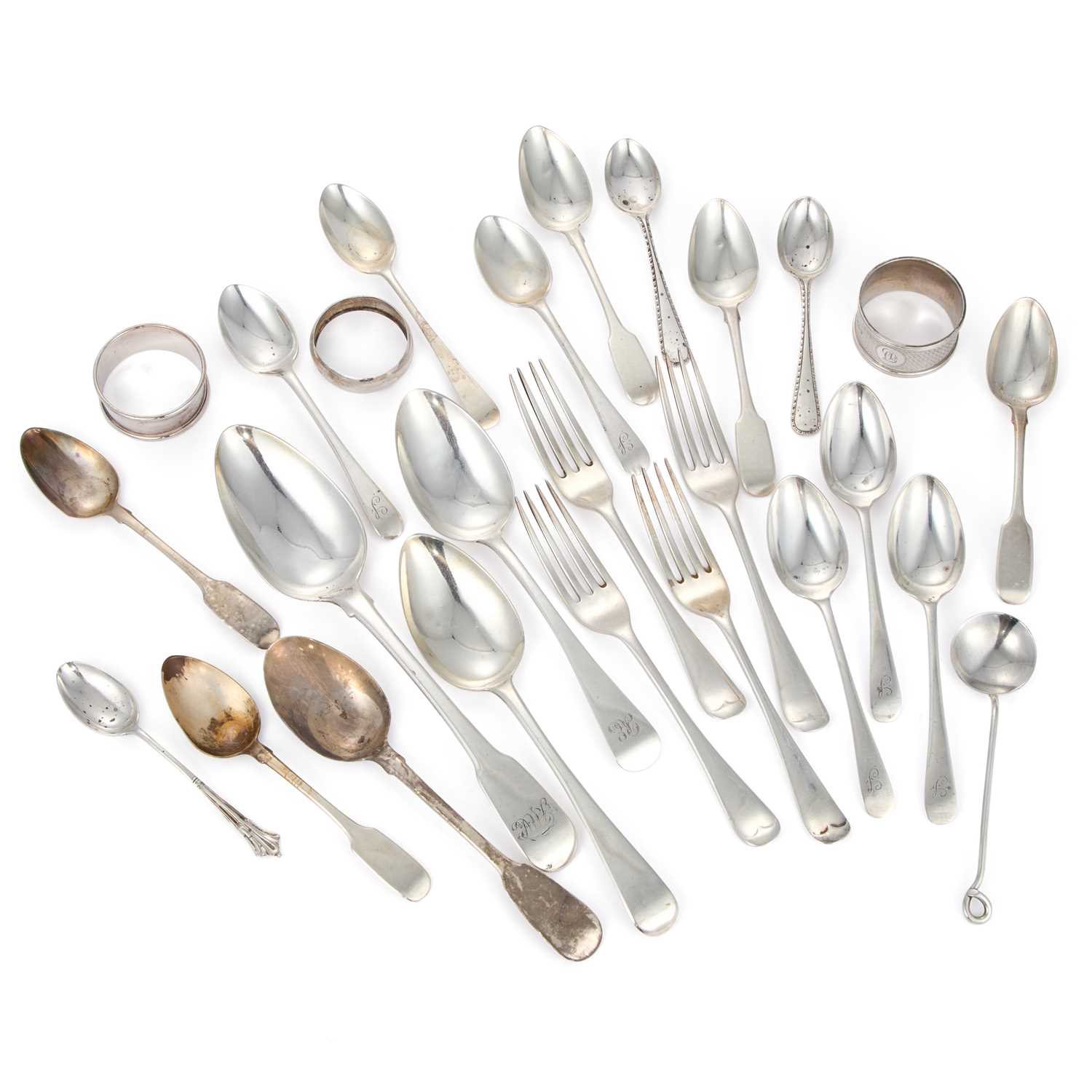 Lot 443 - A MIXED LOT OF SILVER ITEMS